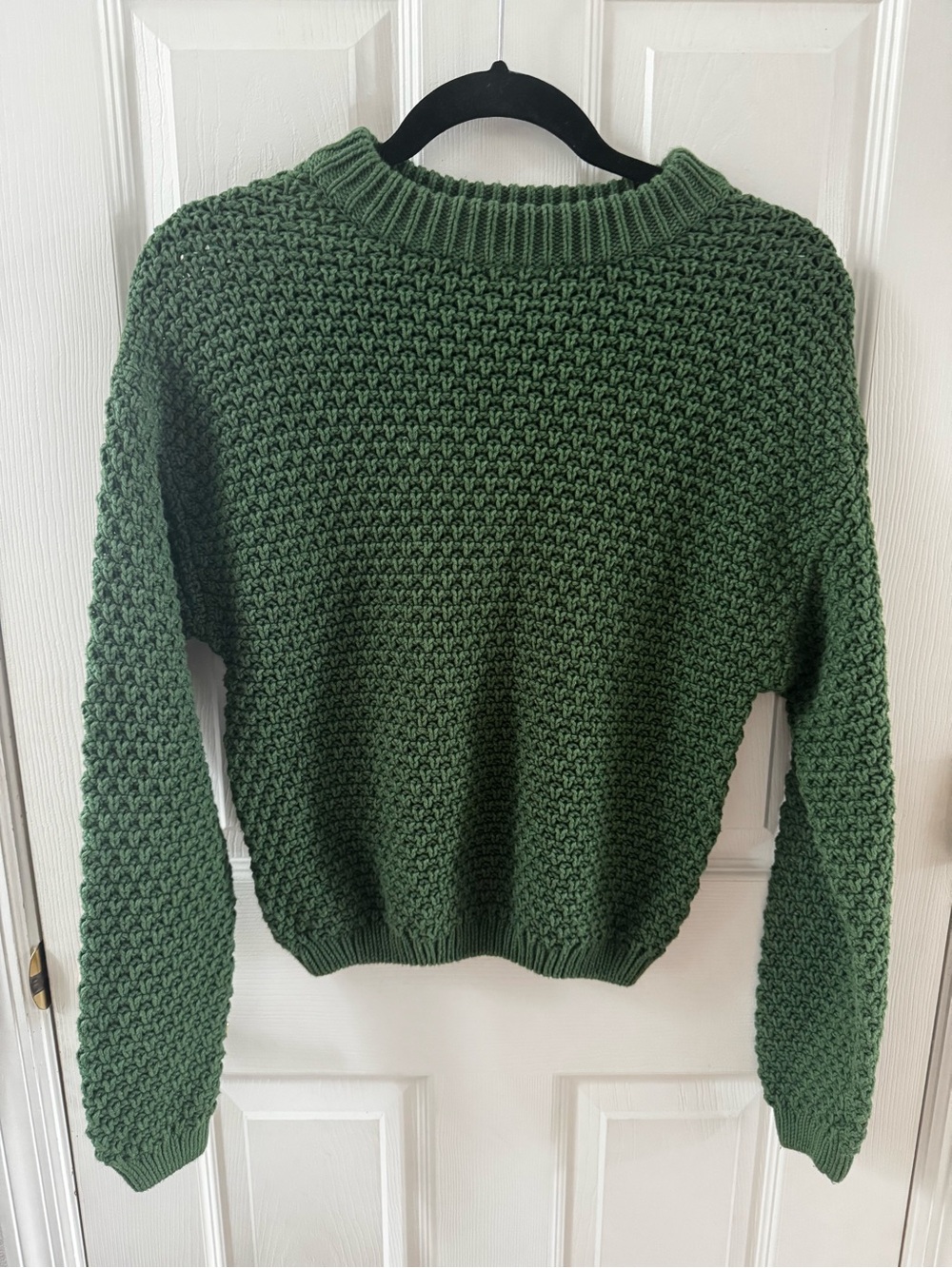 Universal Thread Olive Green Textured Crewneck Sweater